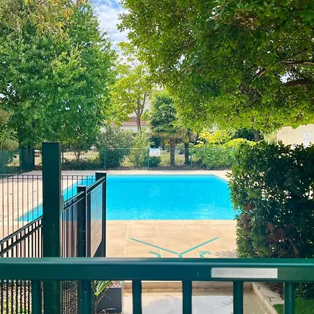 Cosy - Avec Parc Et Piscine Marans (Charente-Maritime)